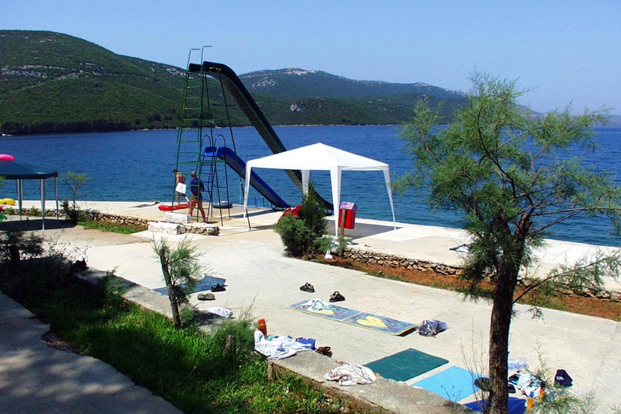 Apartments By The Sea Luka, Dugi Otok - 8182 Exteriör bild